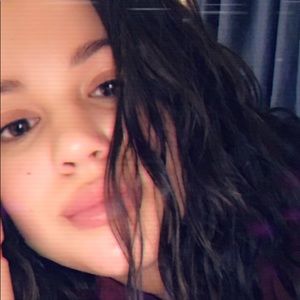 Meet your Posher, Maddi